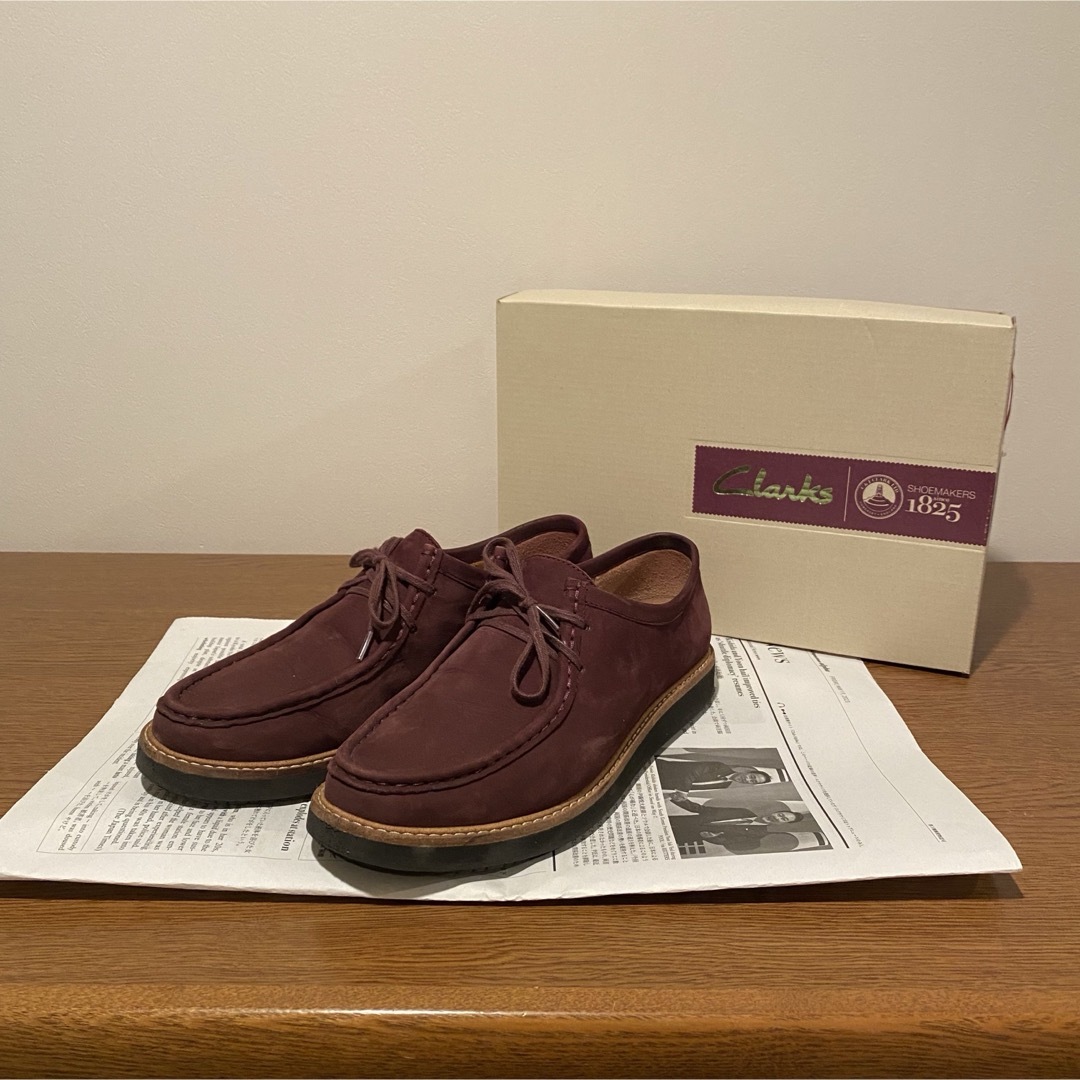 Clarks(クラークス)のクラークス ワラビー ボルドー 23.5cm 箱あり レディースの靴/シューズ(スリッポン/モカシン)の商品写真