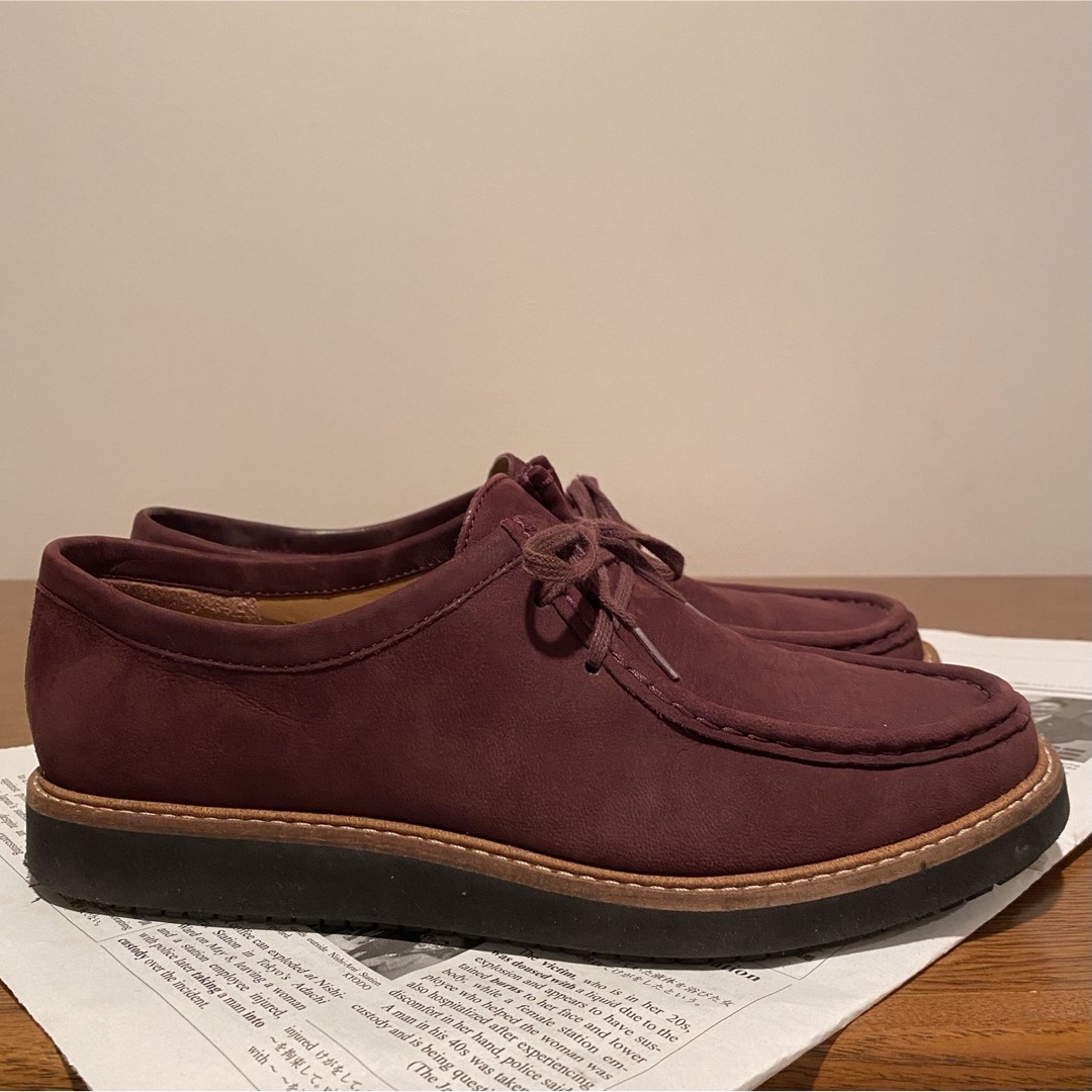 Clarks(クラークス)のクラークス ワラビー ボルドー 23.5cm 箱あり レディースの靴/シューズ(スリッポン/モカシン)の商品写真