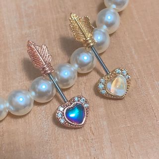 20G ヘリックス軟骨アンテナ ハートアロー グラデオパール風(ピアス)