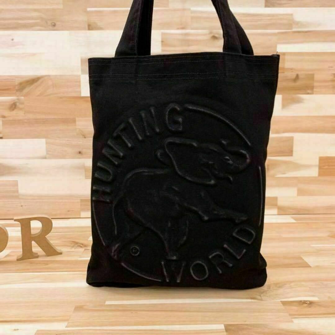 HUNTING WORLD(ハンティングワールド)の【ハンティングワールド】ブラック デニム 立体ビッグロゴ トートバッグ 象 黒 メンズのバッグ(トートバッグ)の商品写真