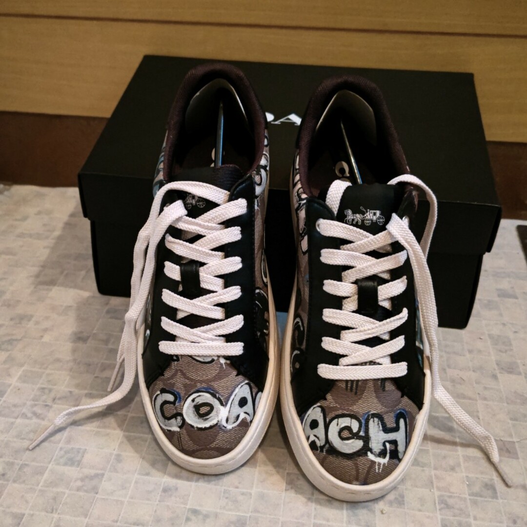 COACH(コーチ)のCOACH✕Mint & Serfクリップ ロー トップスニーカー レディースの靴/シューズ(スニーカー)の商品写真