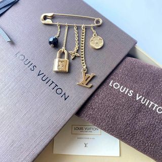 ルイヴィトン(LOUIS VUITTON)のルイ ヴィトン LOUIS VUITTON アイコン ピン ブローチ チャーム(ブローチ/コサージュ)