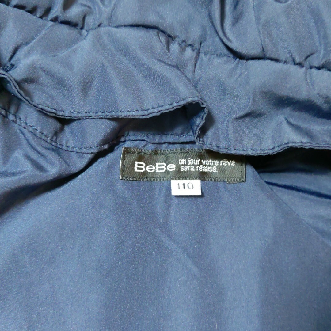 BeBe(ベベ)のBeBe　コート　ネイビー キッズ/ベビー/マタニティのキッズ服女の子用(90cm~)(コート)の商品写真