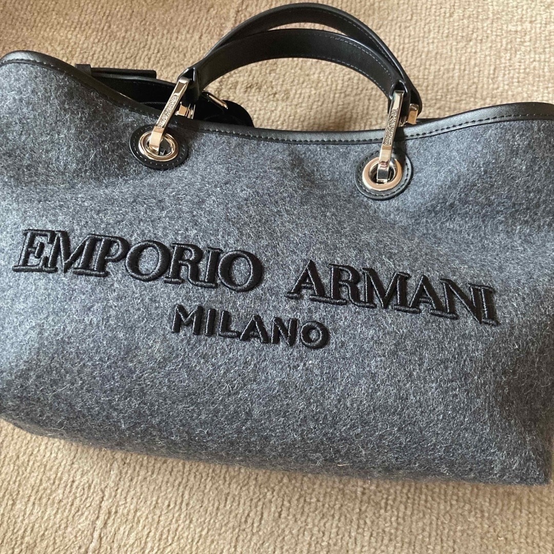 Emporio Armani(エンポリオアルマーニ)のEMPORIO ARMANI ショルダーバック  レディースのバッグ(ショルダーバッグ)の商品写真