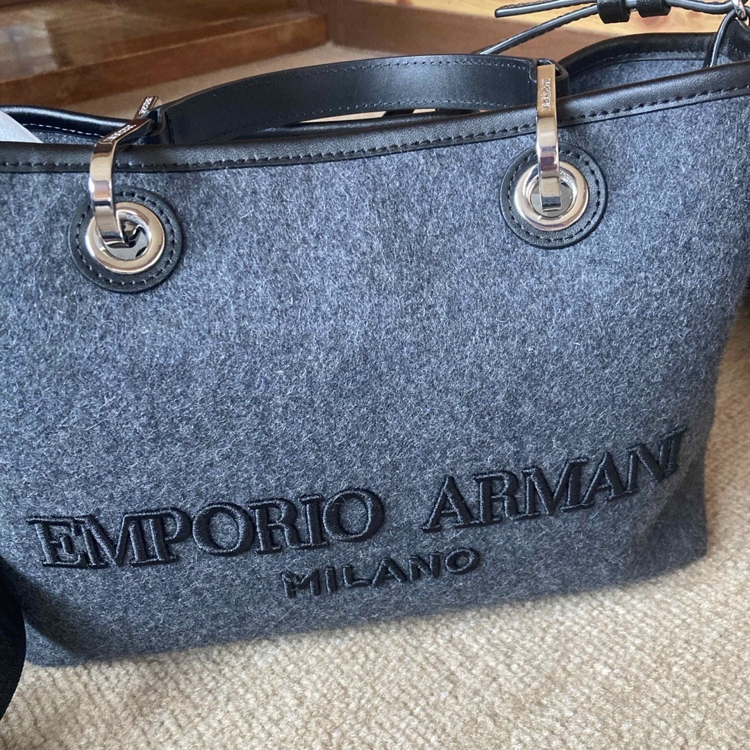 Emporio Armani(エンポリオアルマーニ)のEMPORIO ARMANI ショルダーバック  レディースのバッグ(ショルダーバッグ)の商品写真