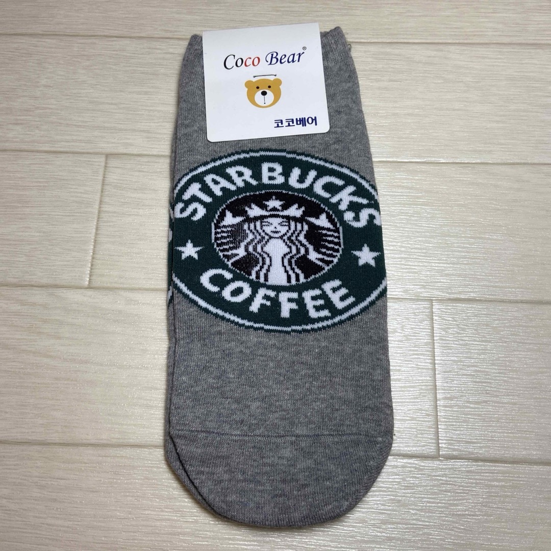 Starbucks(スターバックス)の韓国靴下☆レディースソックス☆スターバックス☆黒白グレー☆３色セット レディースのレッグウェア(ソックス)の商品写真