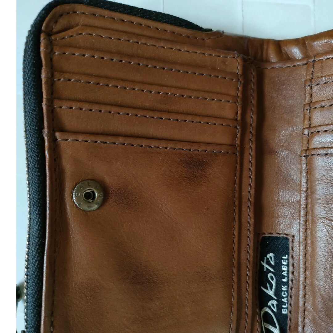 Dakota(ダコタ)のDakotaブラックレーベル二つ折り財布 メンズのファッション小物(折り財布)の商品写真