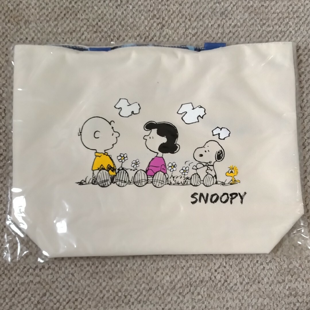 SNOOPY(スヌーピー)のスヌーピー リバーシブルバッグ レディースのバッグ(トートバッグ)の商品写真