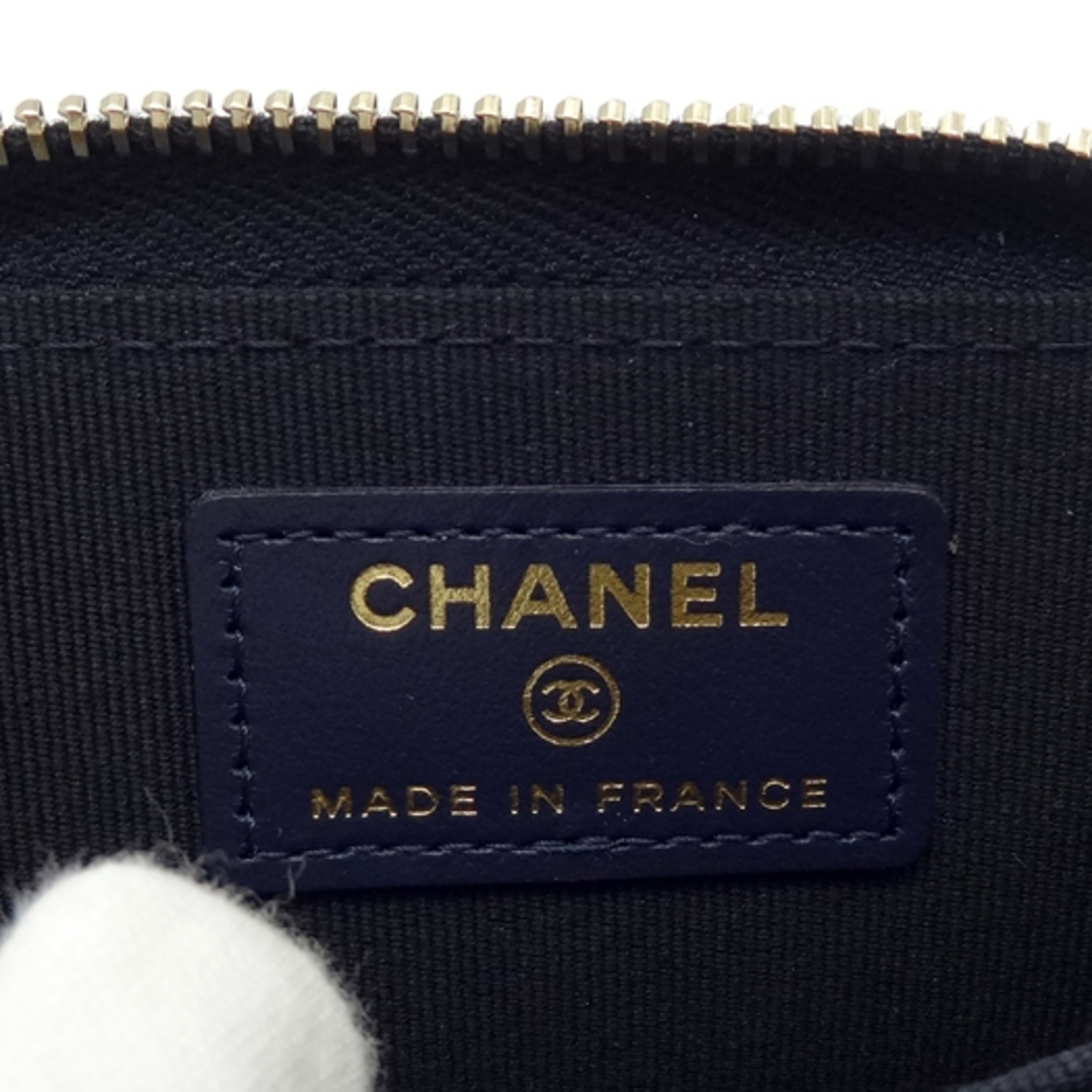 CHANEL(シャネル)のシャネル トランプモチーフ コインケース キャビアスキン ネイビー 紺色 財布 AP3082 レディースのファッション小物(コインケース)の商品写真