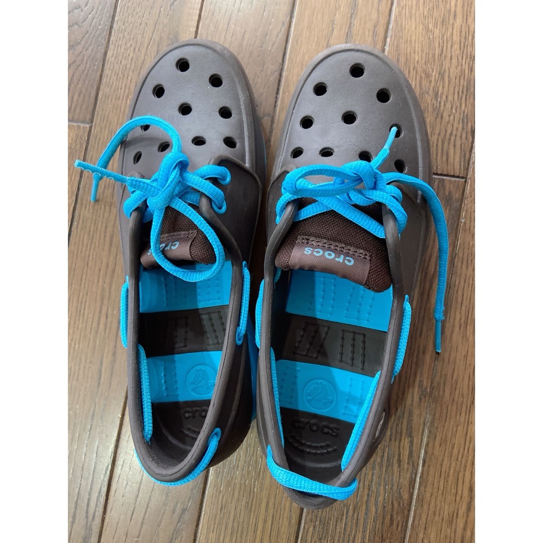 crocs(クロックス)の美品 crocs クロックス キッズ サンダル J3 キッズ/ベビー/マタニティのキッズ靴/シューズ(15cm~)(サンダル)の商品写真