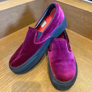 ヴァンズ(VANS)の値下げ⭐︎VANS  ベロア　スリッポン　スニーカー(スリッポン/モカシン)