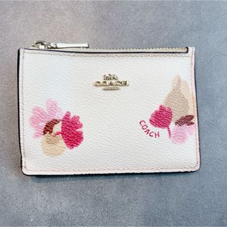 コーチ(COACH)の【美品】コーチパスケース　小銭ケース(名刺入れ/定期入れ)