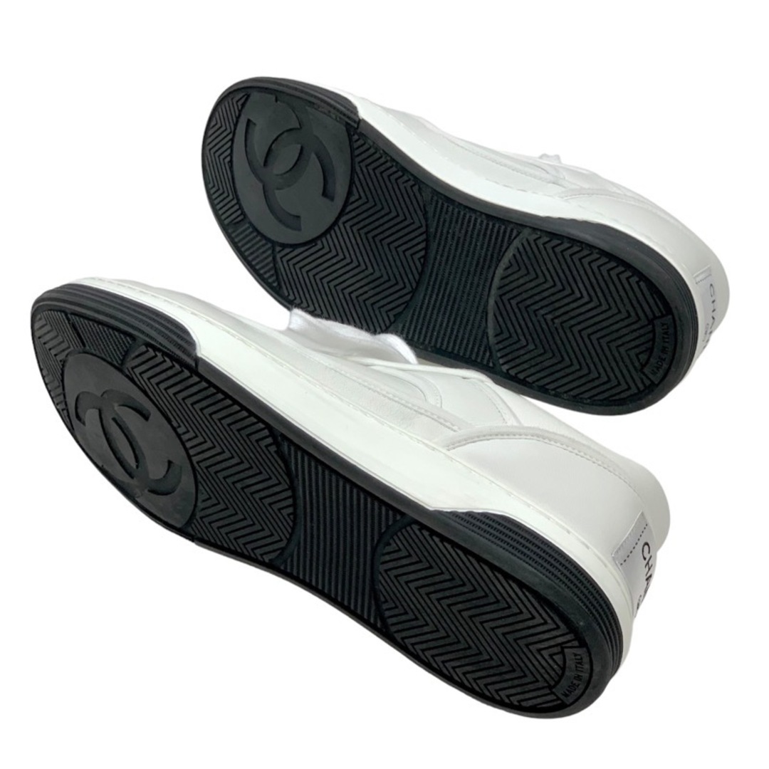 CHANEL(シャネル)のシャネル CHANEL スニーカー 靴 シューズ ココマーク ロゴ レザー ホワイト 白 レディースの靴/シューズ(スニーカー)の商品写真