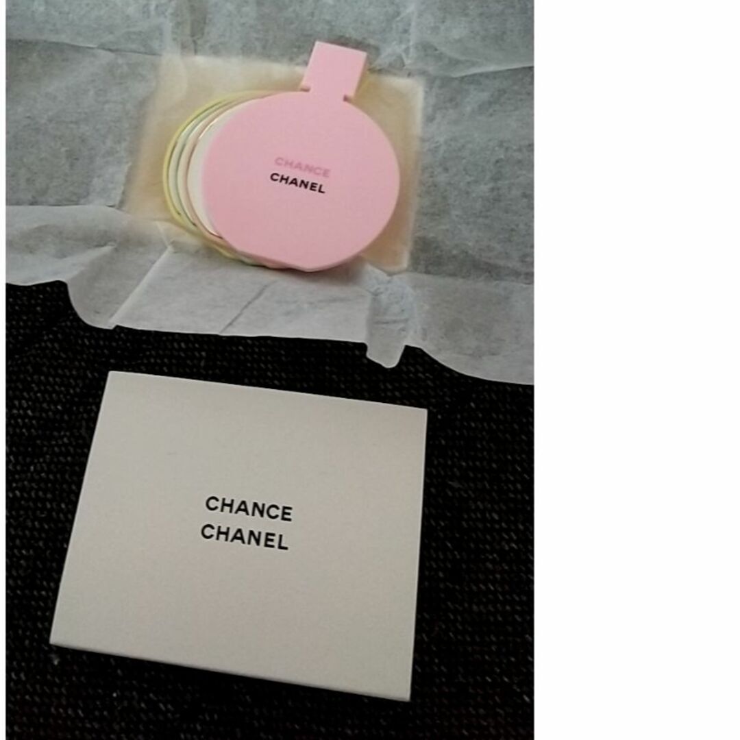 CHANEL(シャネル)の[新品未使用]シャネル ノベルティ ミラー レディースのファッション小物(ミラー)の商品写真