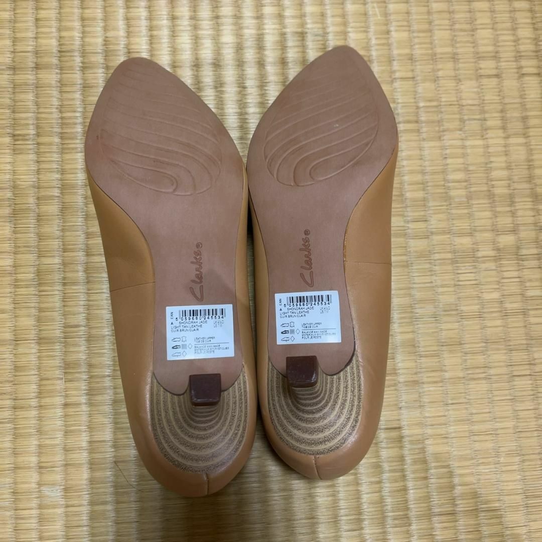 Clarks(クラークス)の[クラークス] パンプス ションドラジェイド レディース ライトタンレザー レディースの靴/シューズ(ハイヒール/パンプス)の商品写真