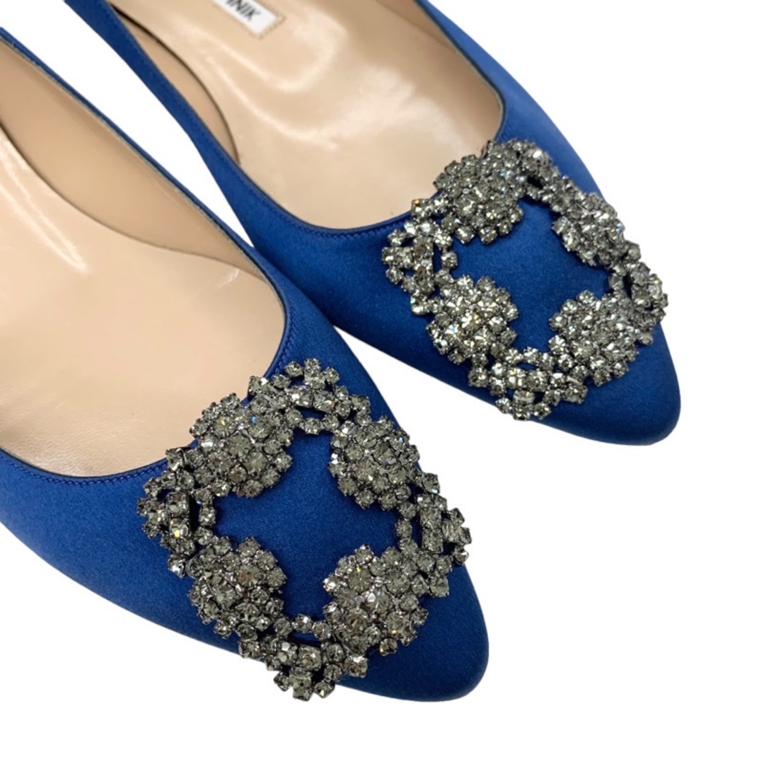 MANOLO BLAHNIK(マノロブラニク)のマノロブラニク MANOLO BLAHNIK ハンギシ フラットパンプス フラットシューズ パーティーシューズ ビジュー サテン ブルー レディースの靴/シューズ(ハイヒール/パンプス)の商品写真