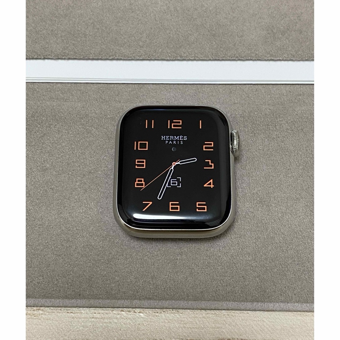 Hermes(エルメス)のApplewatch エルメス 本体 メンズの時計(腕時計(デジタル))の商品写真