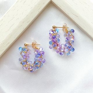 アラスカブルー チェコビーズピアス       ハンドメイドピアス(ピアス)