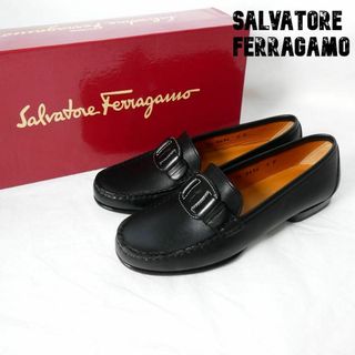 サルヴァトーレフェラガモ(Salvatore Ferragamo)の未使用 Salvatore Ferragamo ヴァラ レザー ローファー(ローファー/革靴)