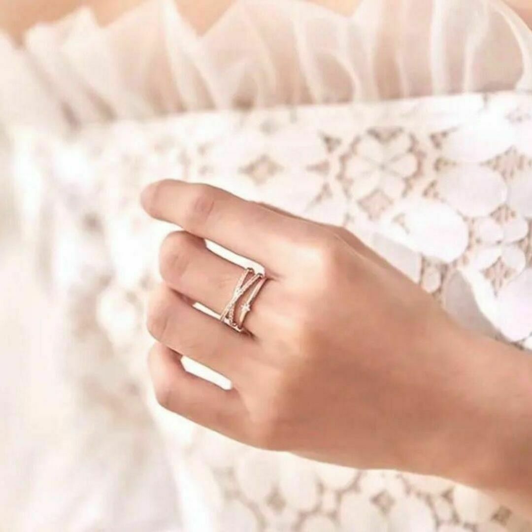 361 ローズゴールド ピアス czダイヤモンド ピンク 結婚式 指輪 ジルコン レディースのアクセサリー(リング(指輪))の商品写真
