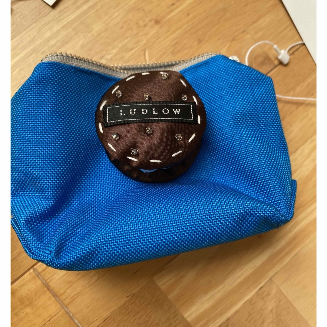 LUDLOW(ラドロー)のタグ付き新品 ラドロー ポーチ クッキー　ミニ レディースのファッション小物(ポーチ)の商品写真