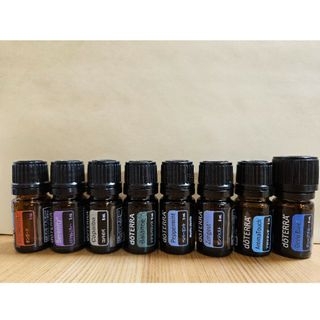 ドテラ(doTERRA)のドテラ　エッセンシャルオイル　8種(エッセンシャルオイル（精油）)