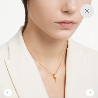 スワロフスキー(SWAROVSKI)のスワロフスキー ネックレス(ネックレス)