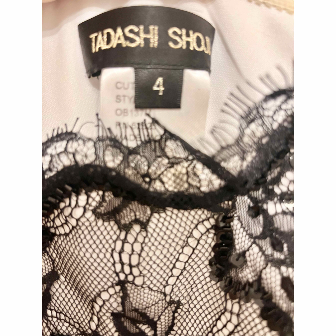 TADASHI SHOJI(タダシショウジ)のホワイト&ブラック　レースワンピース レディースのワンピース(ひざ丈ワンピース)の商品写真