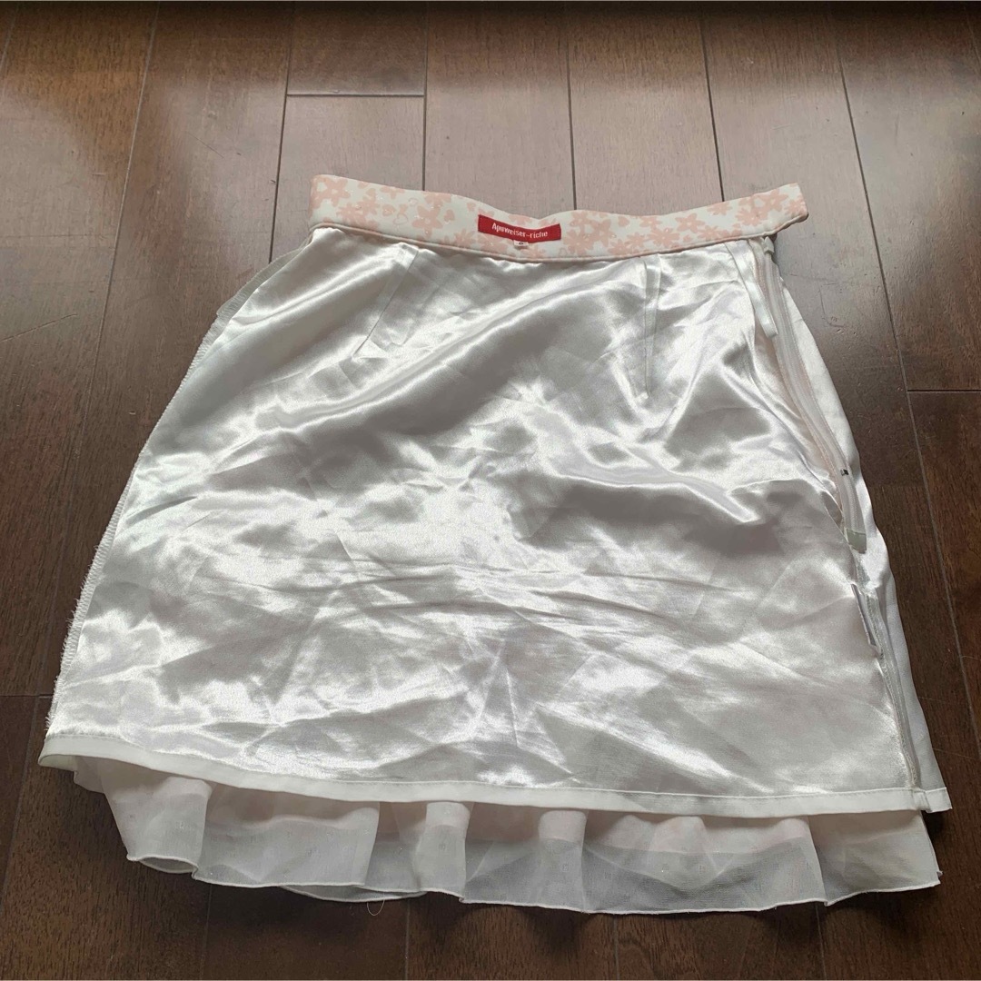 Apuweiser-riche(アプワイザーリッシェ)のレディース　ミニスカートapuweiser-richeピンク レディースのスカート(ミニスカート)の商品写真