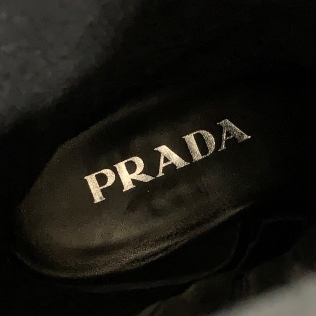 PRADA(プラダ)のプラダ PRADA ブーツ ロングブーツ ミドルブーツ 靴 シューズ ロゴ プラットフォーム レザー ブラック 黒 レディースの靴/シューズ(ブーツ)の商品写真