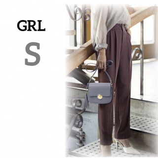 グレイル(GRL)の新品未使用　GRL グレイル　ストレートパンツ　ボトムス　カジュアル　福袋　S(カジュアルパンツ)