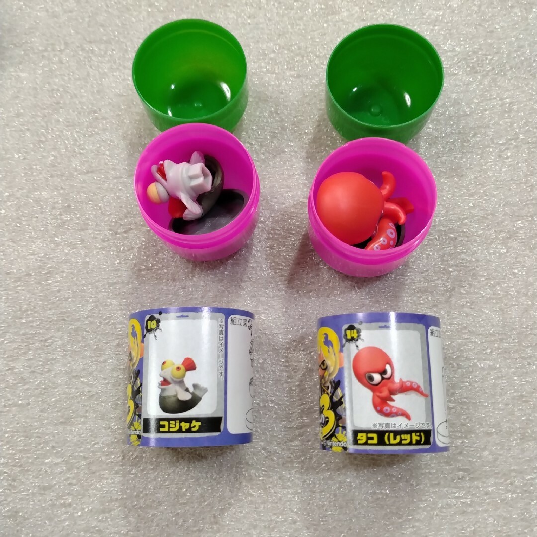 コジャケ　＆　タコ(レッド)　スプラトゥーン3　チョコエッグ エンタメ/ホビーのおもちゃ/ぬいぐるみ(キャラクターグッズ)の商品写真