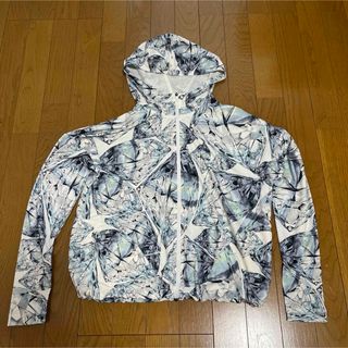 ナイキ(NIKE)の新品 未使用 NIKE トップス パーカー ナイキ トレーニングウェア ホワイト(ウェア)