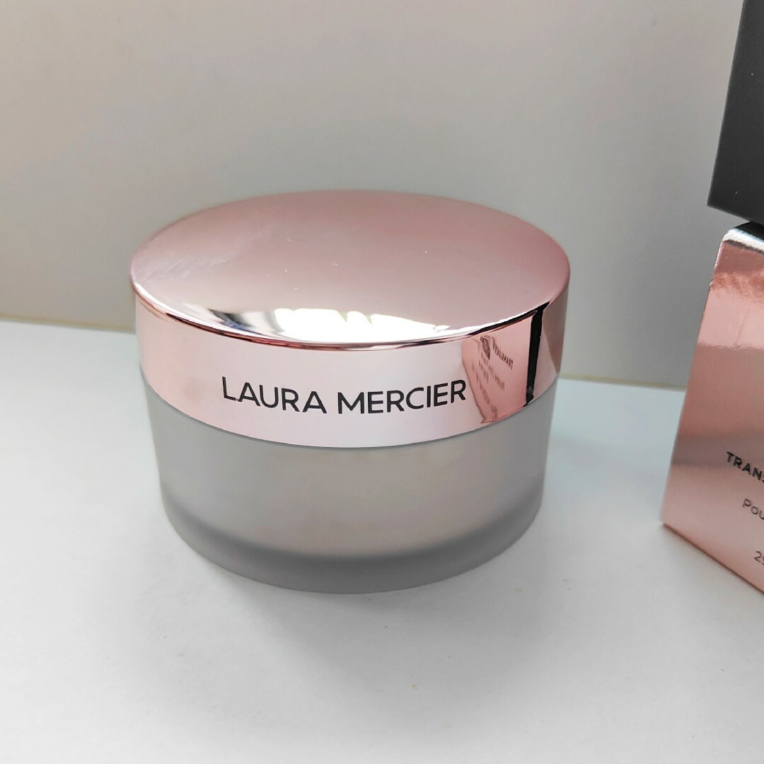 laura mercier(ローラメルシエ)のローラメルシエ トランスルーセント ルースセッティングパウダー トーンアップ … コスメ/美容のベースメイク/化粧品(フェイスパウダー)の商品写真