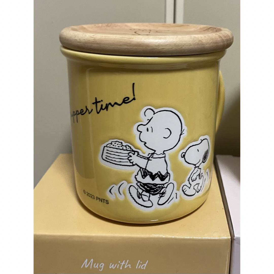 SNOOPY(スヌーピー)の【かずず様専用】スヌーピー　フタ付きマグカップ　2種セット インテリア/住まい/日用品のキッチン/食器(グラス/カップ)の商品写真