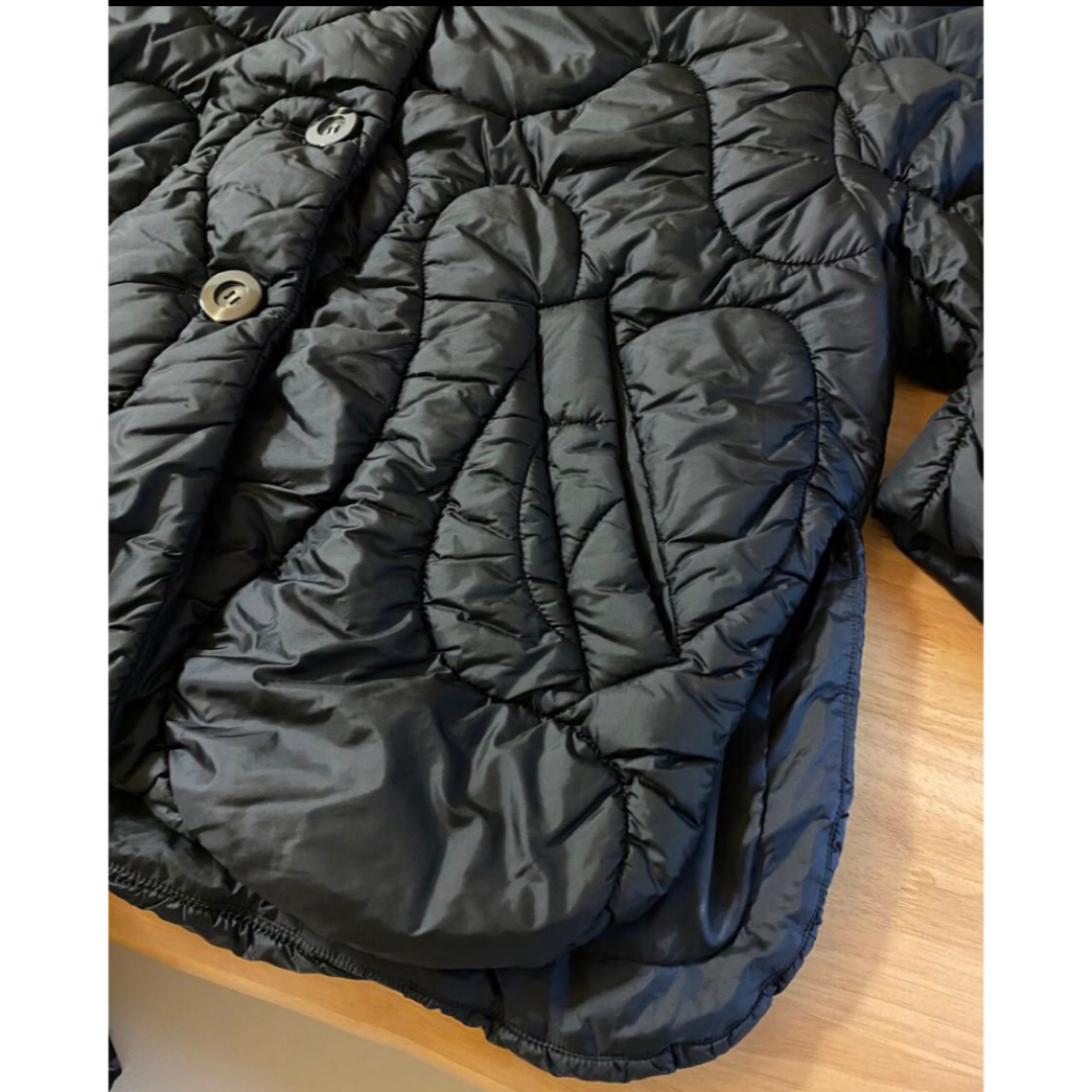 ENFOLD(エンフォルド)のレア⭐︎ENFOLD SKIN QUILTED COAT BLACK⭐︎今季完売 レディースのジャケット/アウター(ダウンコート)の商品写真