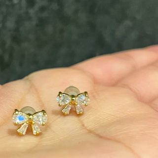 リボンピアス(ピアス)