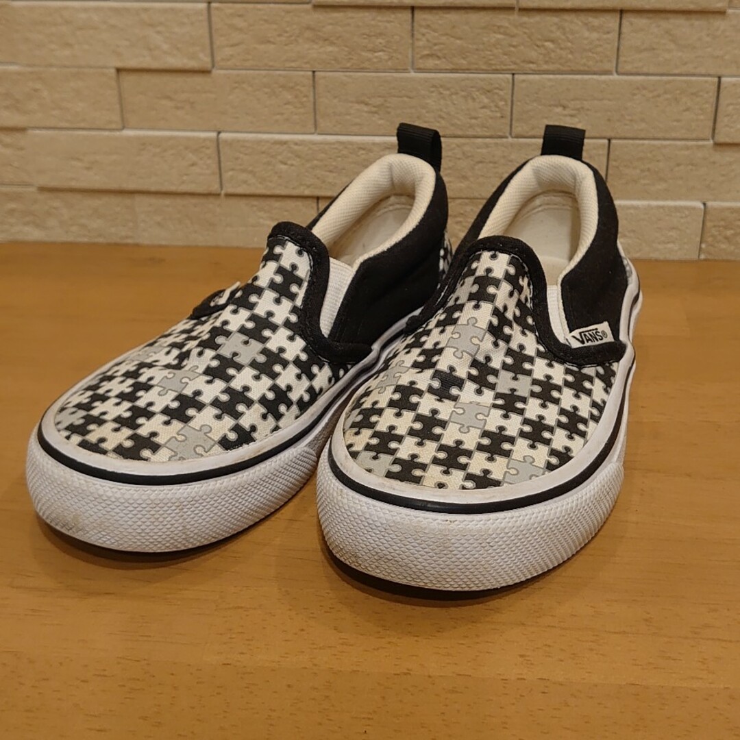 VANS(ヴァンズ)のスニカー VANS キッズ キッズ/ベビー/マタニティのキッズ靴/シューズ(15cm~)(スニーカー)の商品写真