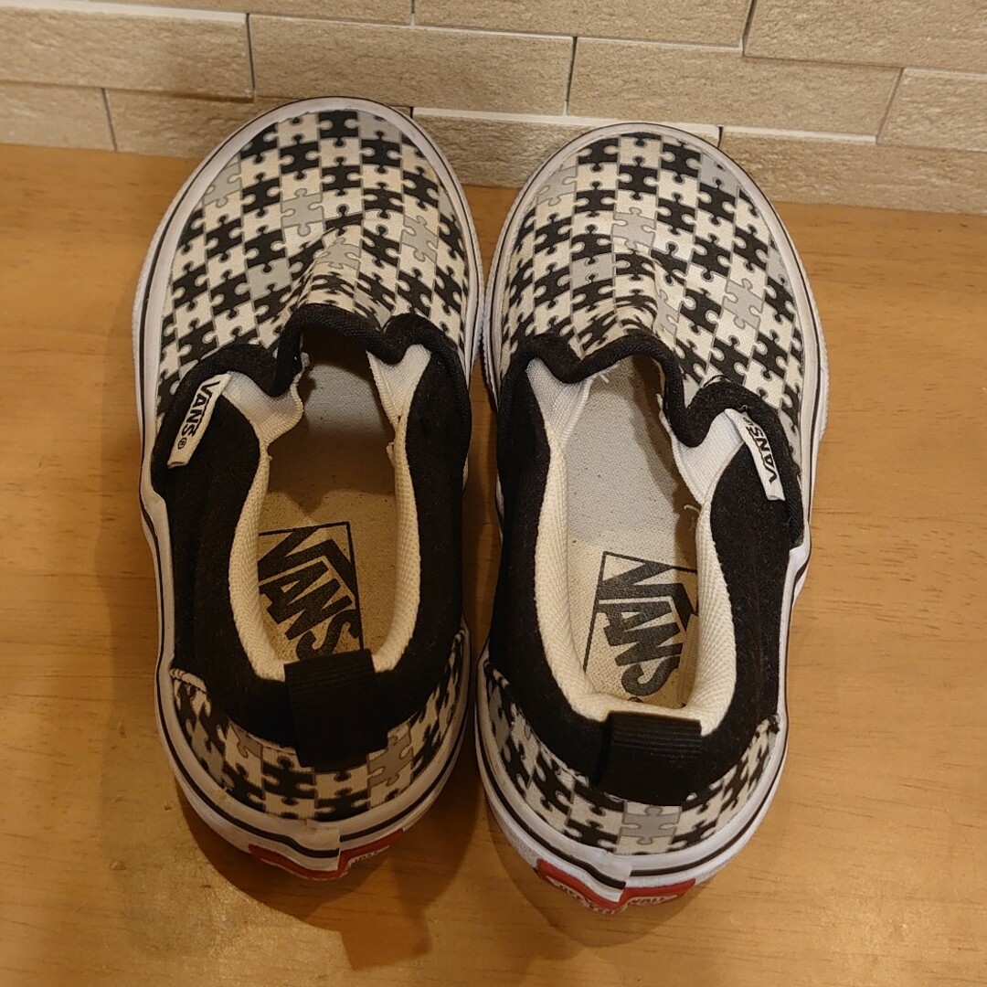 VANS(ヴァンズ)のスニカー VANS キッズ キッズ/ベビー/マタニティのキッズ靴/シューズ(15cm~)(スニーカー)の商品写真