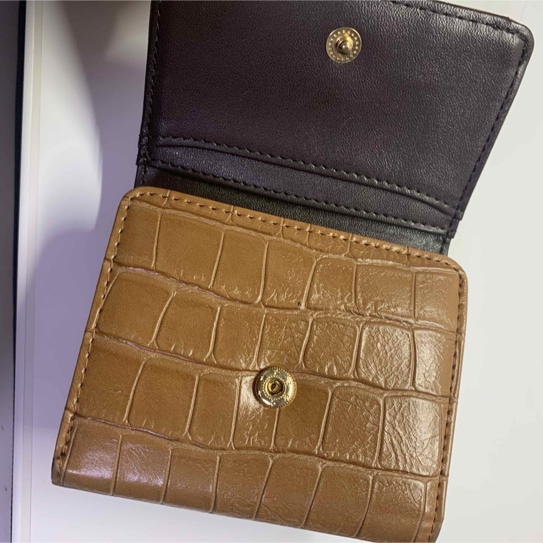 Ungrid(アングリッド)のUngrid 三つ折り財布 ベージュ キャメル アングリッド レディースのファッション小物(財布)の商品写真