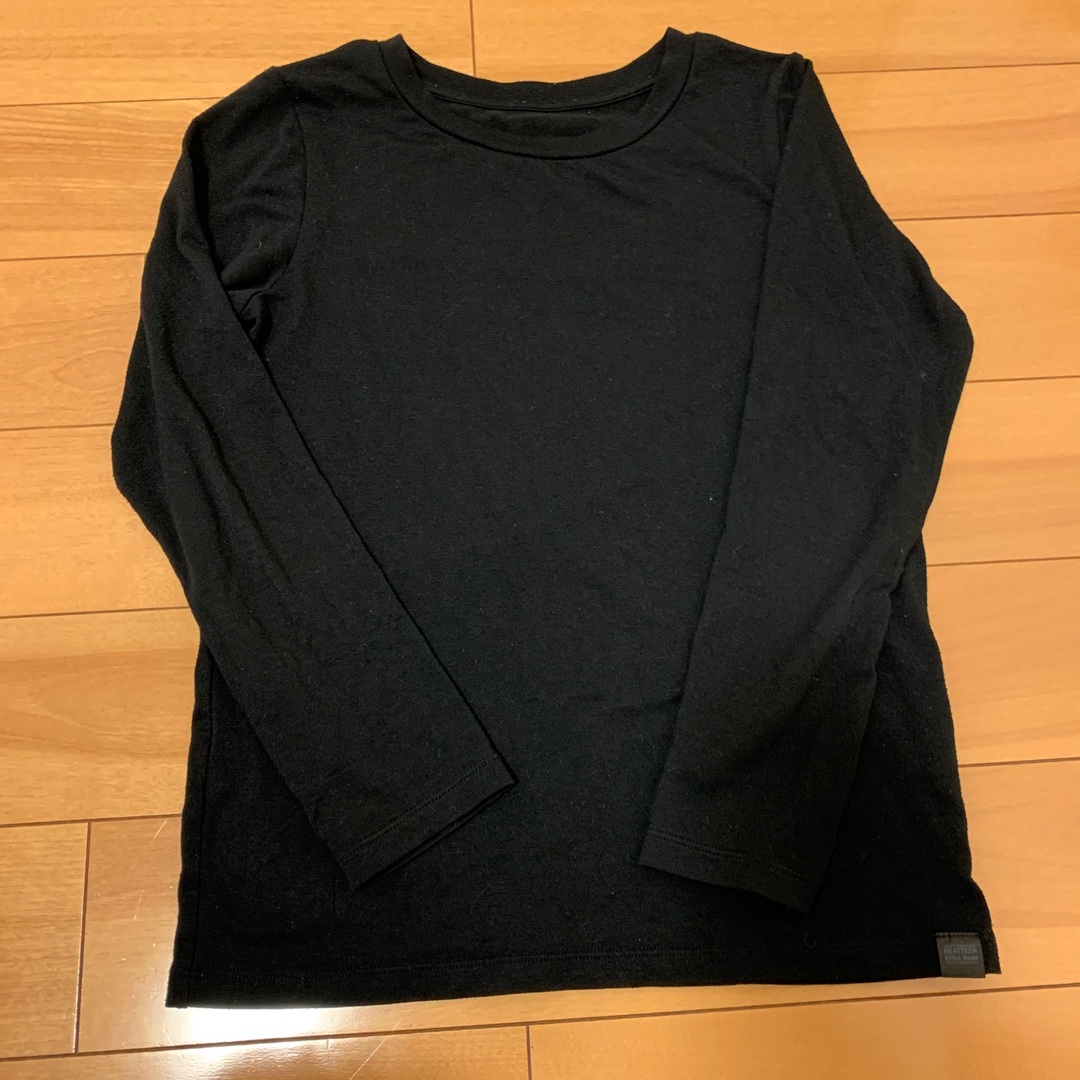 UNIQLO(ユニクロ)のユニクロキッズ　HEATTECH ヒートテック　男女兼用　140 2枚 キッズ/ベビー/マタニティのキッズ服男の子用(90cm~)(その他)の商品写真