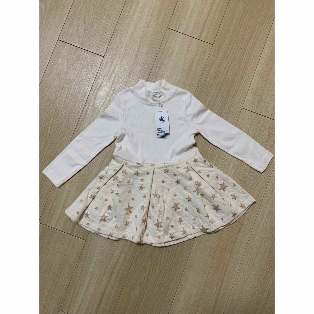 PETIT BATEAU(プチバトー)のプチバトーの　ワンピース　95cm  キッズ/ベビー/マタニティのキッズ服女の子用(90cm~)(ワンピース)の商品写真