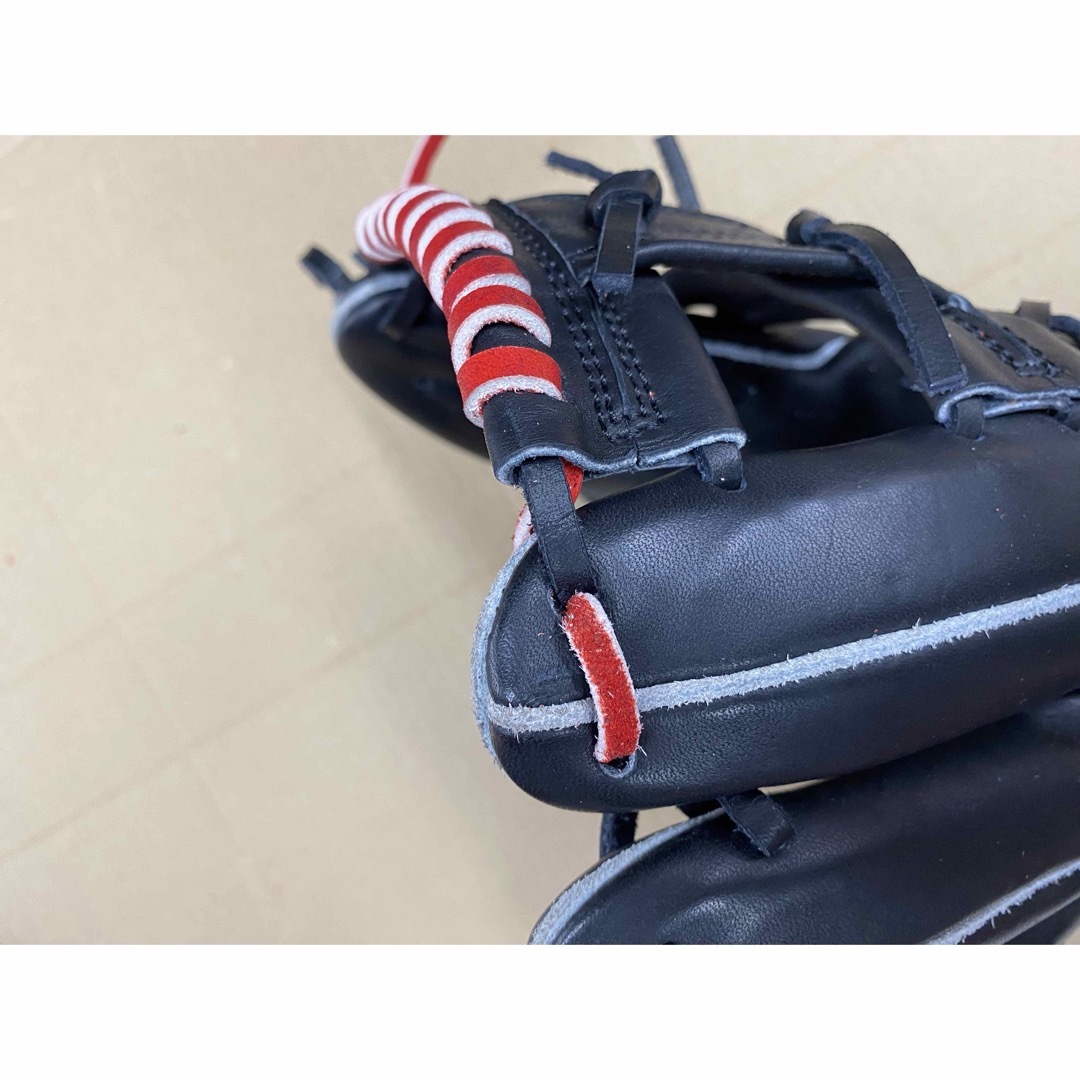 グラブレース　赤芯白　180cm×８本 スポーツ/アウトドアの野球(グローブ)の商品写真