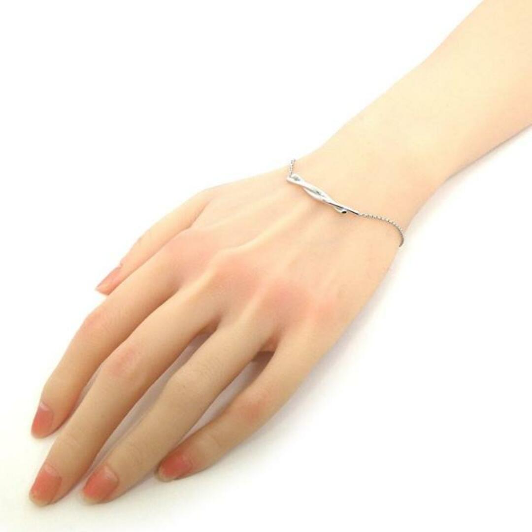 Cartier(カルティエ)のカルティエ Cartier ブレスレット アントルラセ ツイスト K18WG 【中古】 レディースのアクセサリー(ブレスレット/バングル)の商品写真