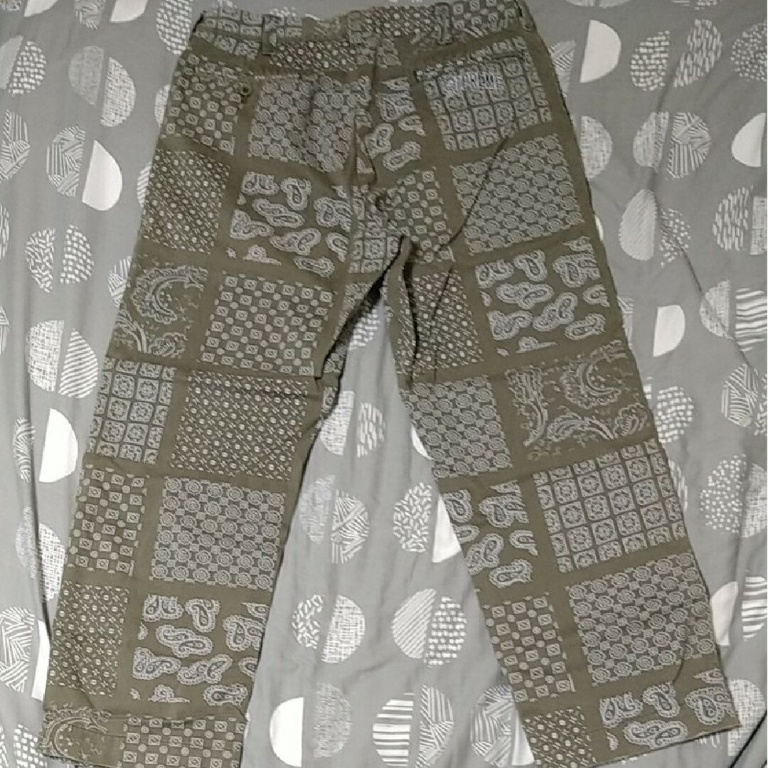 Supreme(シュプリーム)のSupreme Paisley Grid Chino Pant "Olive" メンズのパンツ(チノパン)の商品写真