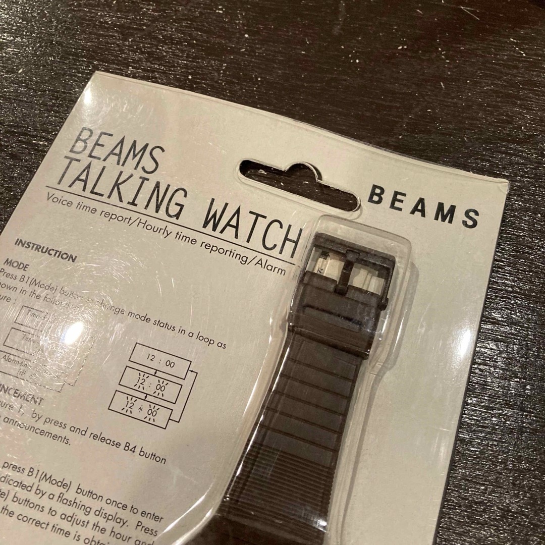 BEAMS(ビームス)のBEAMS ビームス Talking Watch オリジナル 英語版 茶 新品 メンズの時計(腕時計(デジタル))の商品写真