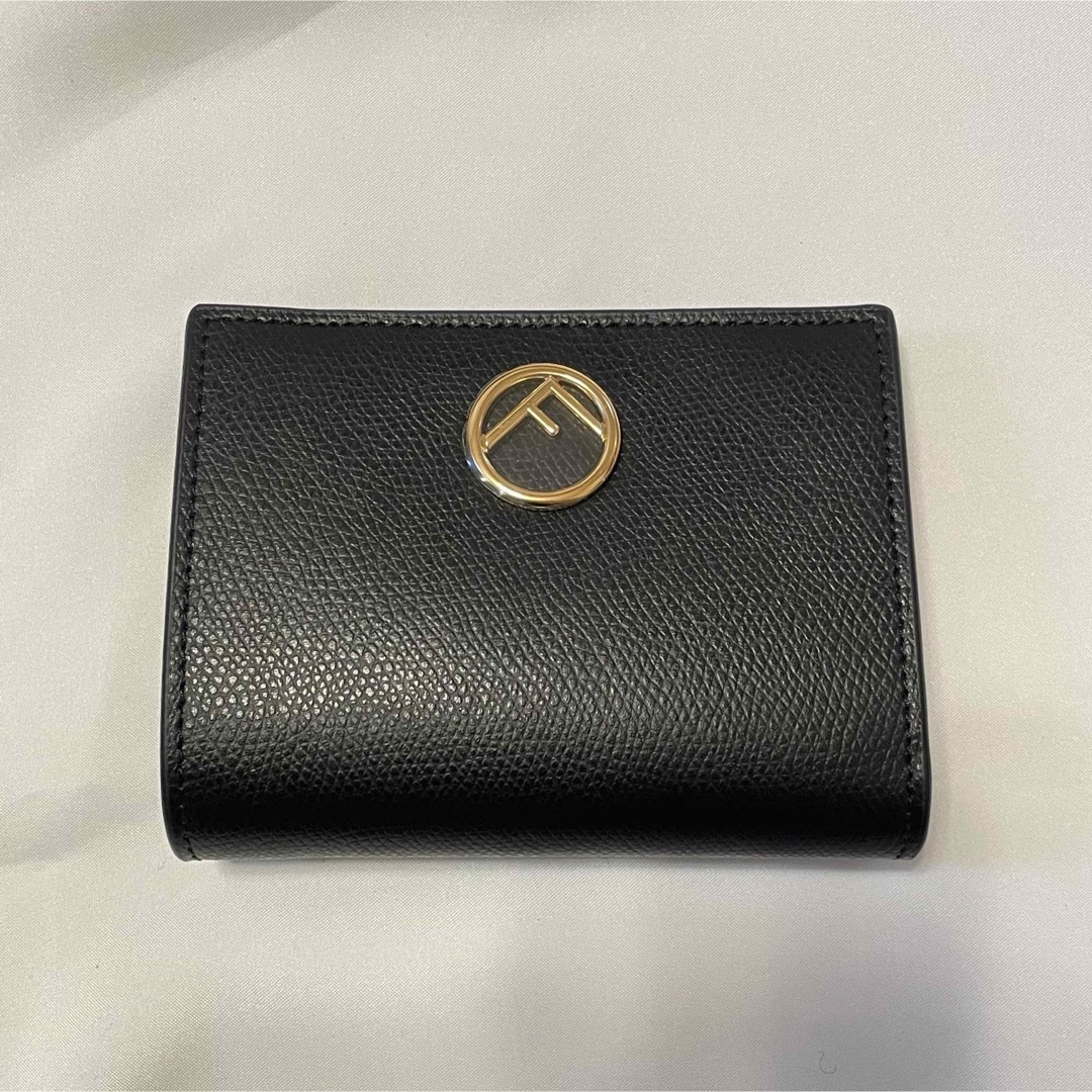 FENDI(フェンディ)の■ FENDI エフ イズ フェンディ 二つ折り財布 ■  レディースのファッション小物(財布)の商品写真