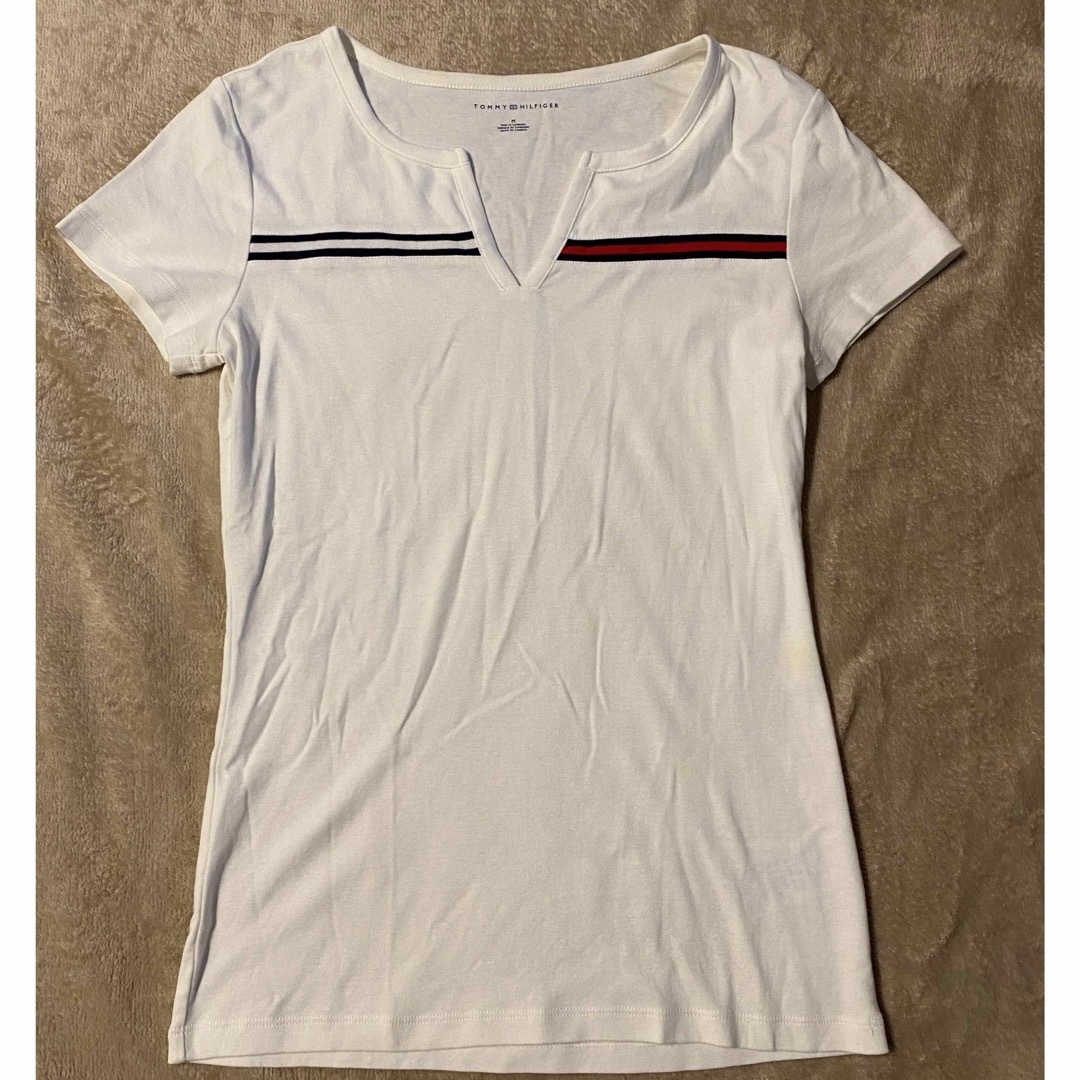 TOMMY HILFIGER(トミーヒルフィガー)のトミーヒルフィガー　Tシャツ レディースのトップス(Tシャツ(半袖/袖なし))の商品写真