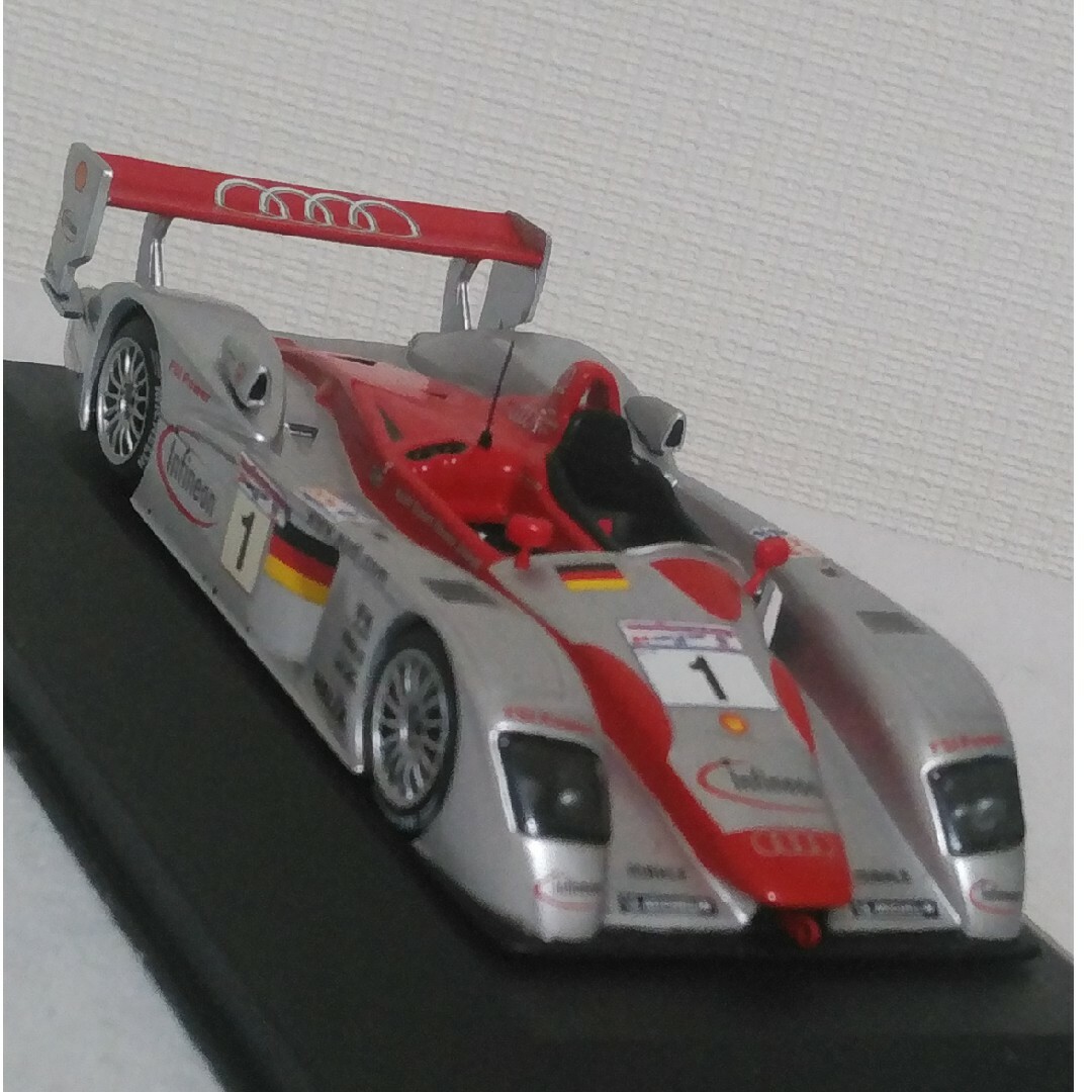 AUDI(アウディ)のAudi R8  1/43スケールモデル(リユース品) エンタメ/ホビーのおもちゃ/ぬいぐるみ(ミニカー)の商品写真