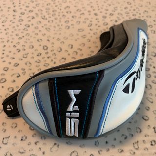 テーラーメイド(TaylorMade)の【美品】TaylorMade SIM ユーティリティ用ヘッドカバー グレー(その他)